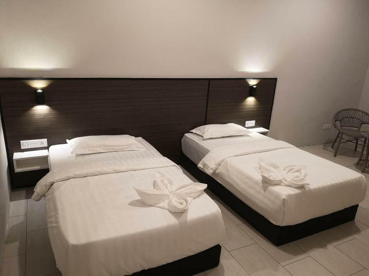 Luna Guesthouse 露娜旅馆 Semporna Exterior foto